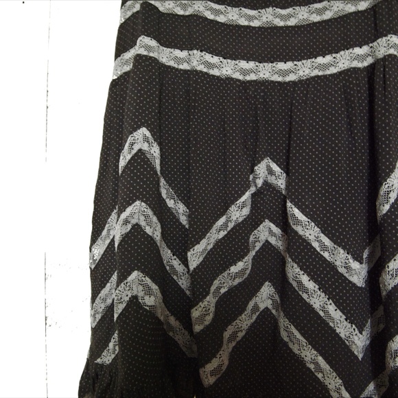 Black Tunic - Picture 4 of 5